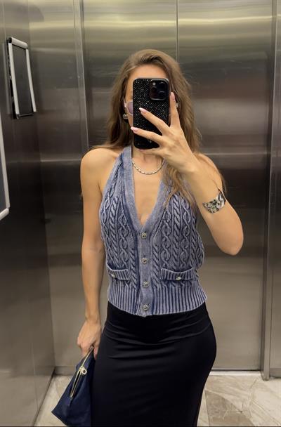 SOLUK EFEKTLİ V HALTER YAKA DÜĞMELİ YELEK
