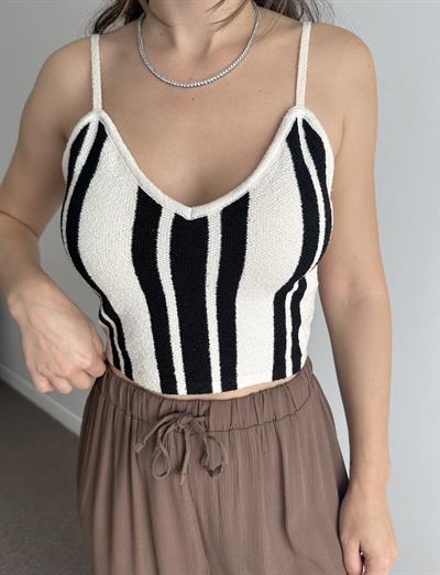 V YAKA ASKILI EKRU ÇİZGİLİ TRİKO CROP TOP