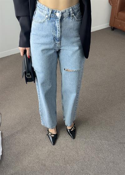 YÜKSEK BEL YIRTIK DETAYLI BAGGY JEAN