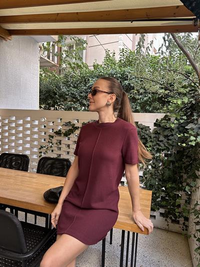 YUMUŞAK DOKU BORDO KISA ELBİSE