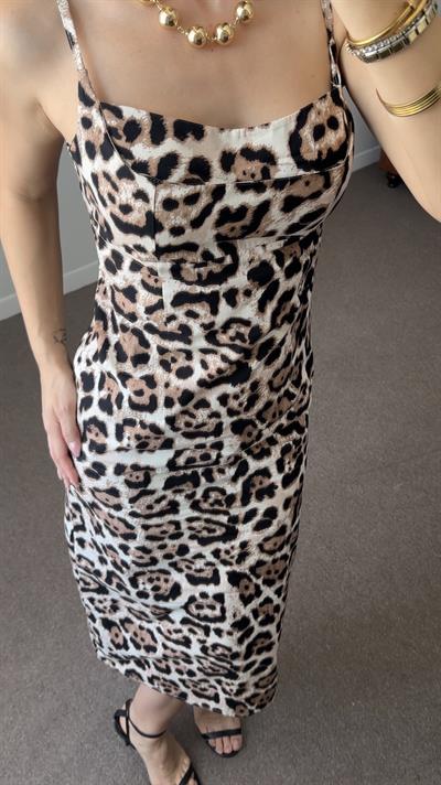 ZR MARKA  MODEL LEOPAR DESEN DETAYLI ELBİSE