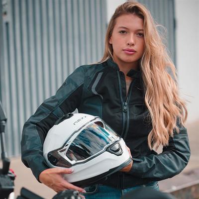 Nexx Y.100 Kapalı Motosiklet Kaskı