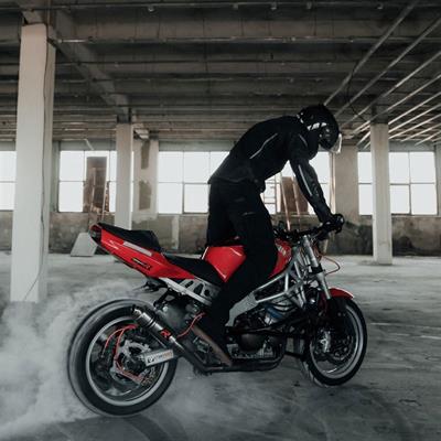 Rebelhorn Vandal Deri Motosiklet Montu