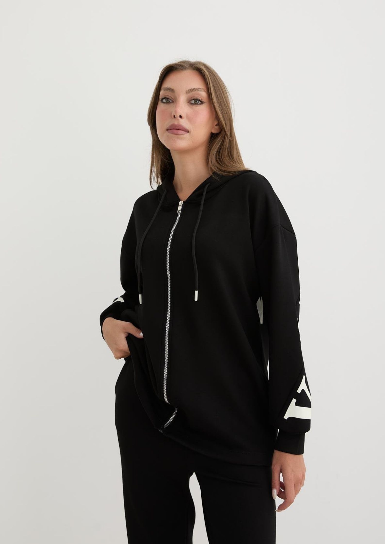 Siyah sweatshirt