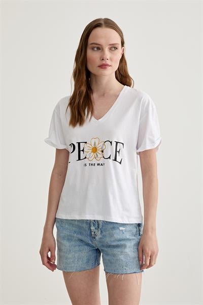 Baskı Detaylı V Yaka Kadın Tshirt BEYAZ
