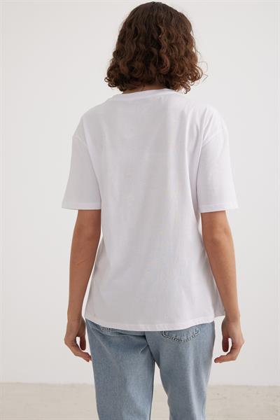 Bisiklet Yaka Baskı Desenli Kadın Tshirt BEYAZ