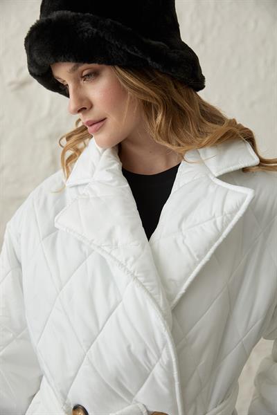 Ceket Yaka Beli Kuşaklı Kapitone Uzun Kadın Mont EKRU