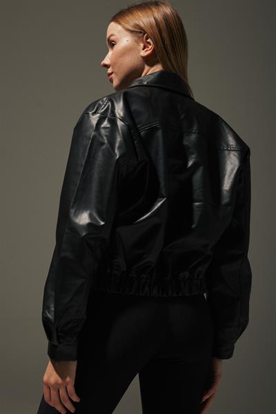 Cep Detay Beli Lastikli Suni Deri Kadın Ceket SİYAH