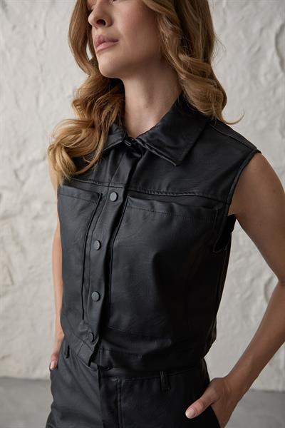 Çıt Çıt Detaylı Kolsuz Deri Yelek SİYAH