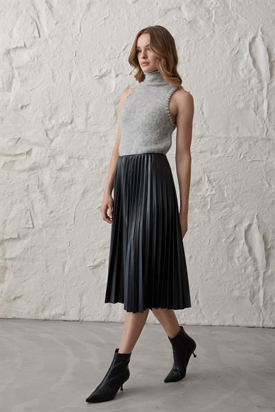 Kadın Pileli Uzun Deri Etek SİYAH