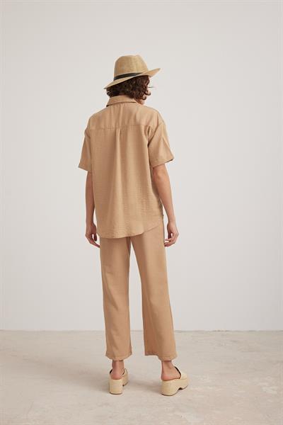 Keten Kısa Kol Düğmeli Gömlek BİSKÜVİ