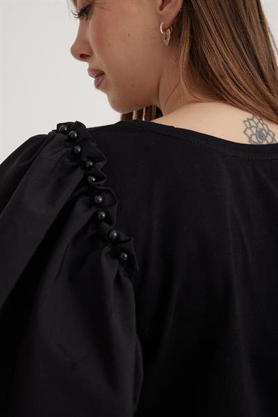Kol Volanlı Kadın Tshirt SİYAH