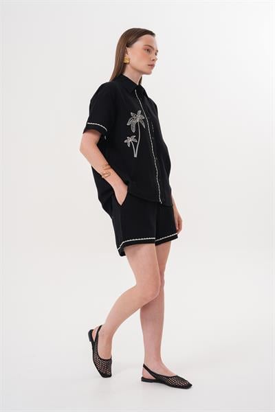 Nakış Detaylı Kısa Müslin Şort SİYAH