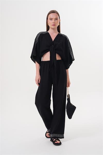 Omuz Nakış Detaylı  Beli Bağlamalı Gömlek SİYAH