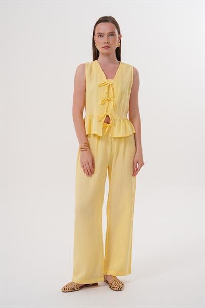 Ön Bağlamalı Kolsuz Bluz SARI