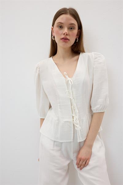 Ön Bağlamalı Kolu Lastikli Müslin Bluz EKRU