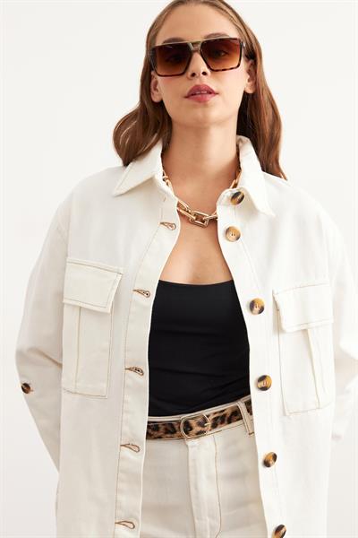 Önü Düğmeli Cep Detaylı Gabardin Ceket EKRU