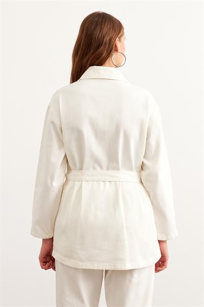 Önü Düğmeli Kuşaklı Gabardin Ceket EKRU