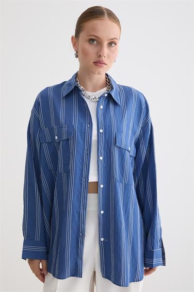 Önü Düğmeli Oversize Viskon Gömlek LACİVERT