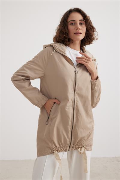 Paraşüt Kumaş Cep Detay Kapüşonlu Kadın Trençkot TAŞ