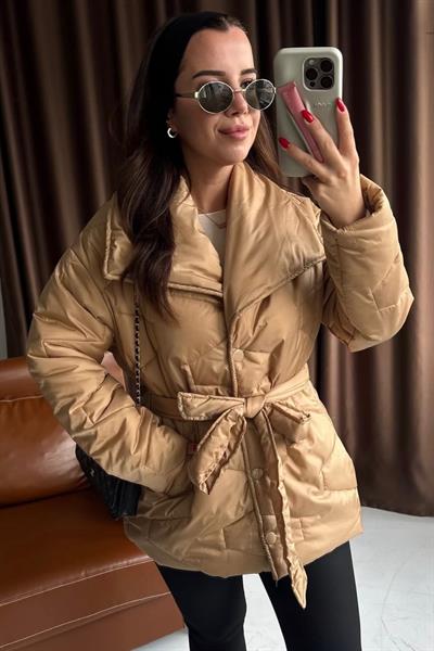 W Desenli Kapitone Mont CAMEL