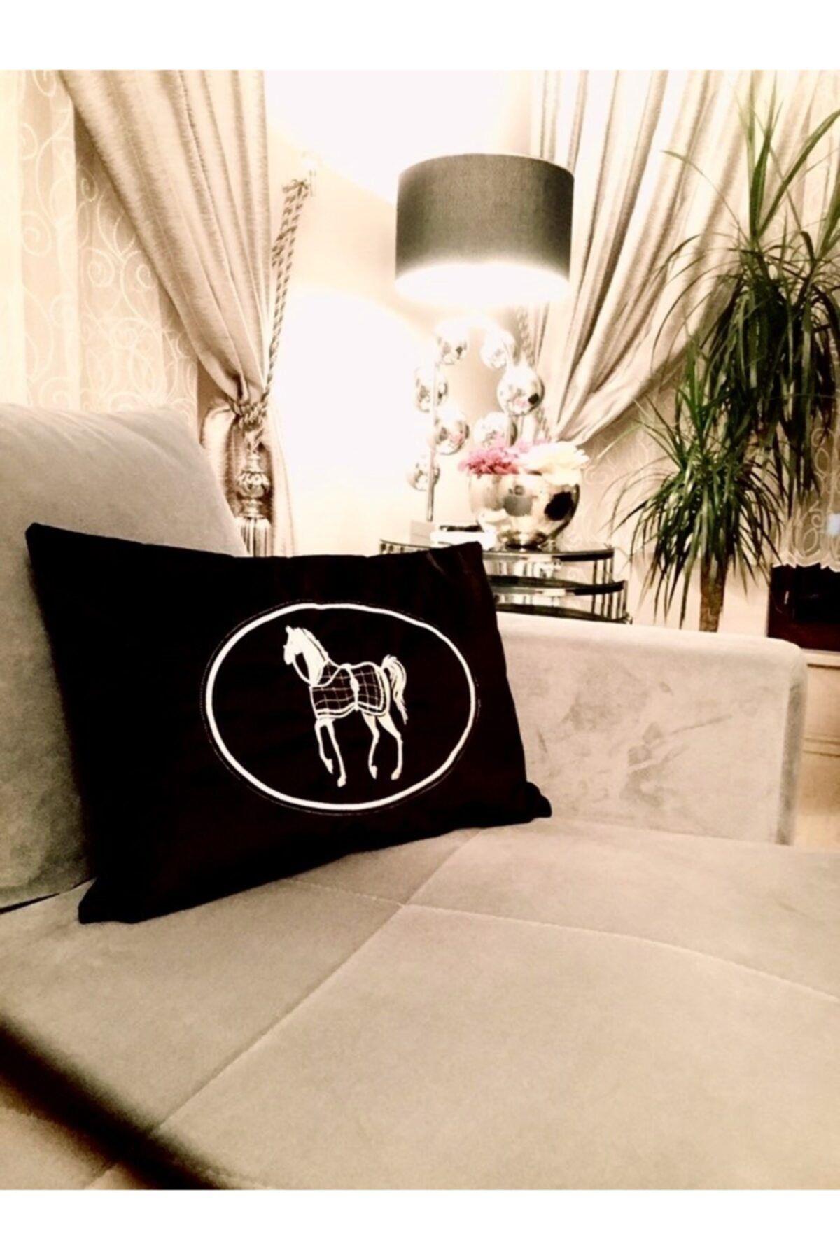 Refcrea Nakışlı Kırlent Atlı Fendi Model 35*50
