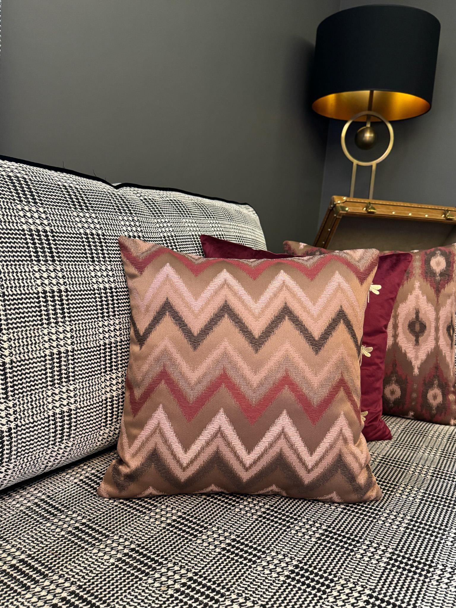 Zenith Zigzag Desenli Kırlent Kılıfı