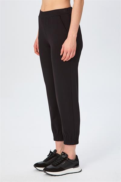 Beli Lastikli Paçası Zikzak Dikiş Detaylı Pantolon 026-2103