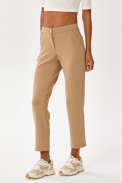 Beli Lastikli ve Düğmeli Pantolon 245-2025