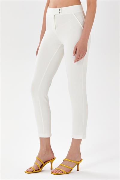 Beli Lastikli ve Çıtçıtlı Pantolon 024-2013