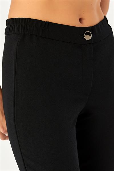 Beli Lastikli ve Düğmeli Pantolon 024-3500