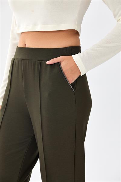 Beli Lastikli Cepleri Taş Şerit Detaylı Pantolon 256-2107