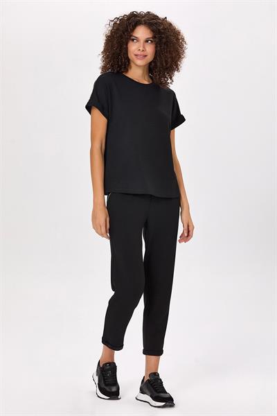 Bisiklet Yaka Taş Şerit Detaylı S-Shirt 025-2111