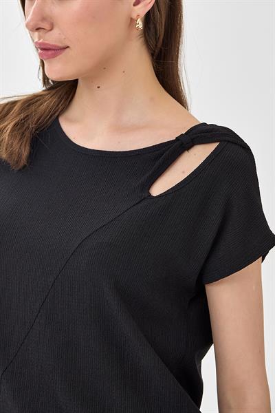 Cut Out Yaka Düşük Kol Bluz 025-1030