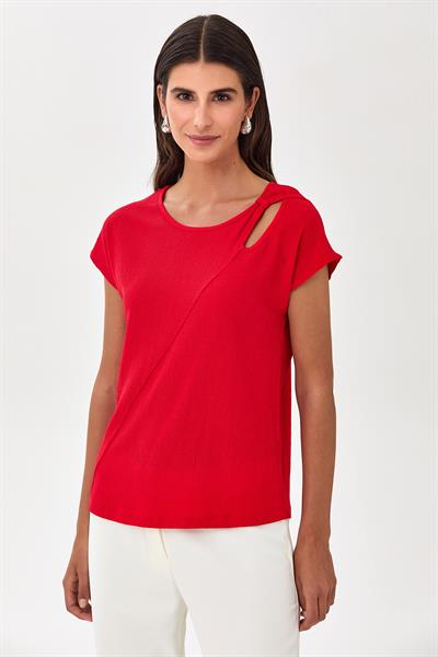 Cut Out Yaka Düşük Kol Bluz 025-1030