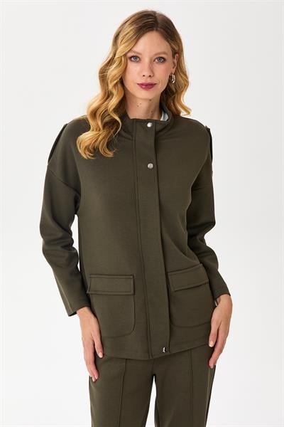 Dik Yaka Apolet Detaylı Sweatshırt 245-2104