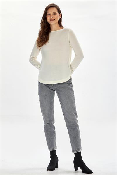 Eteği Oval Kesim Uzun Kol Bluz 234-1004