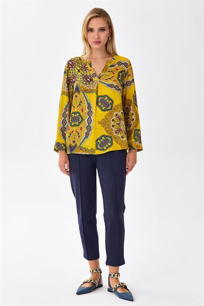 V Yaka Desenli Bluz 256-3003