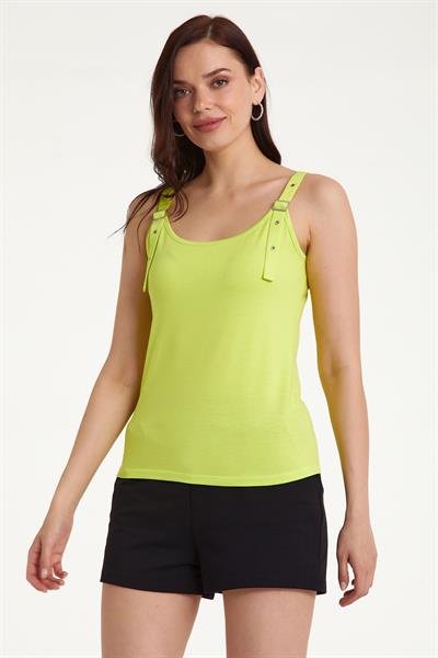 Kuş Gözü Detaylı Kemer Tokalı Askılı Bluz 023-1071