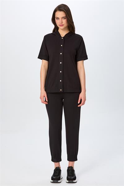 Önü Çıtçıtlı Kapüşonlu Eteği Zikzak Dikiş Detaylı S-Shirt 026-2102