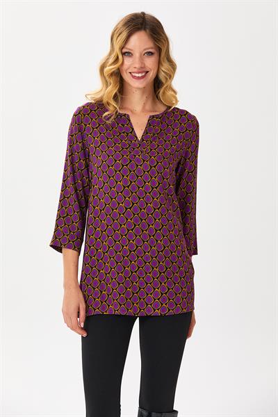 Yakası Patlı ¾ Kol Yırtmaçlı Bluz 245-3018