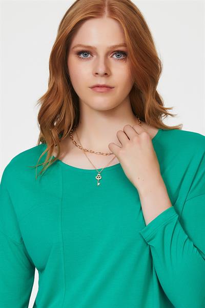 Önü Dikişli Eteği Asimetrik Uzun Kol Bluz 223-1005