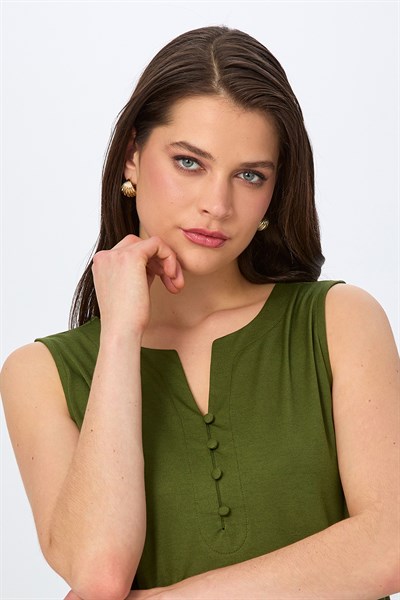 Önü Düğmeli Kolsuz Bluz 026-1033