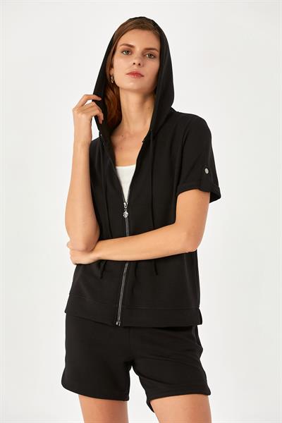 Önü Fermuarlı Kapüşonlu Kısa Kol Cepli S-Shirt 024-2108