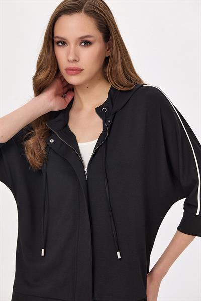 Önü Fermuarlı Kapüşonlu ve Cepli S-Shirt 025-2102