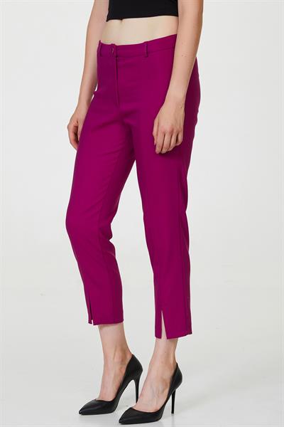 Paçaları Yırtmaçlı Pantolon 223-3502