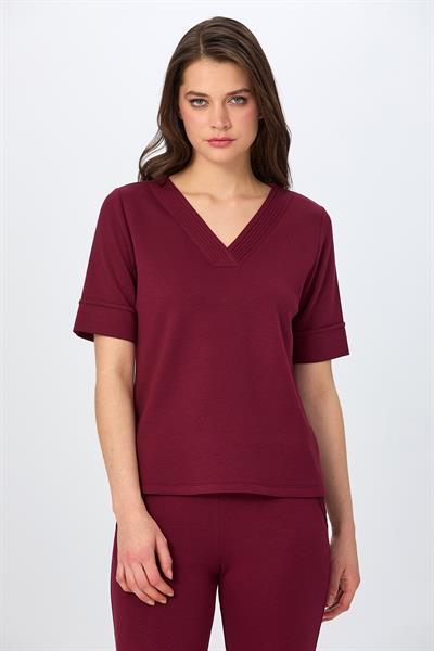 V Yaka Yakası Nervür Detaylı Kısa Kol S-Shirt 026-2114