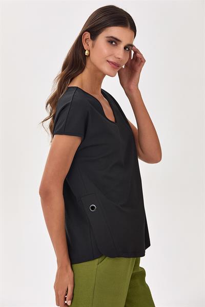 V Yaka Yanı Kuşgözü Detaylı Bluz 025-1039