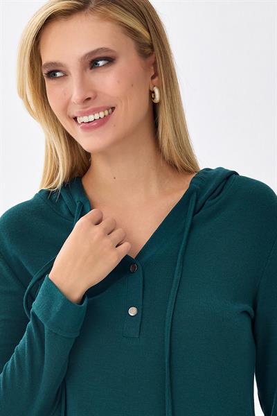 Önü Çıtçıtlı Kapüşonlu Bluz 256-1001