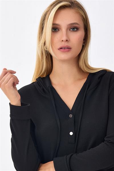 Önü Çıtçıtlı Kapüşonlu Bluz 256-1001